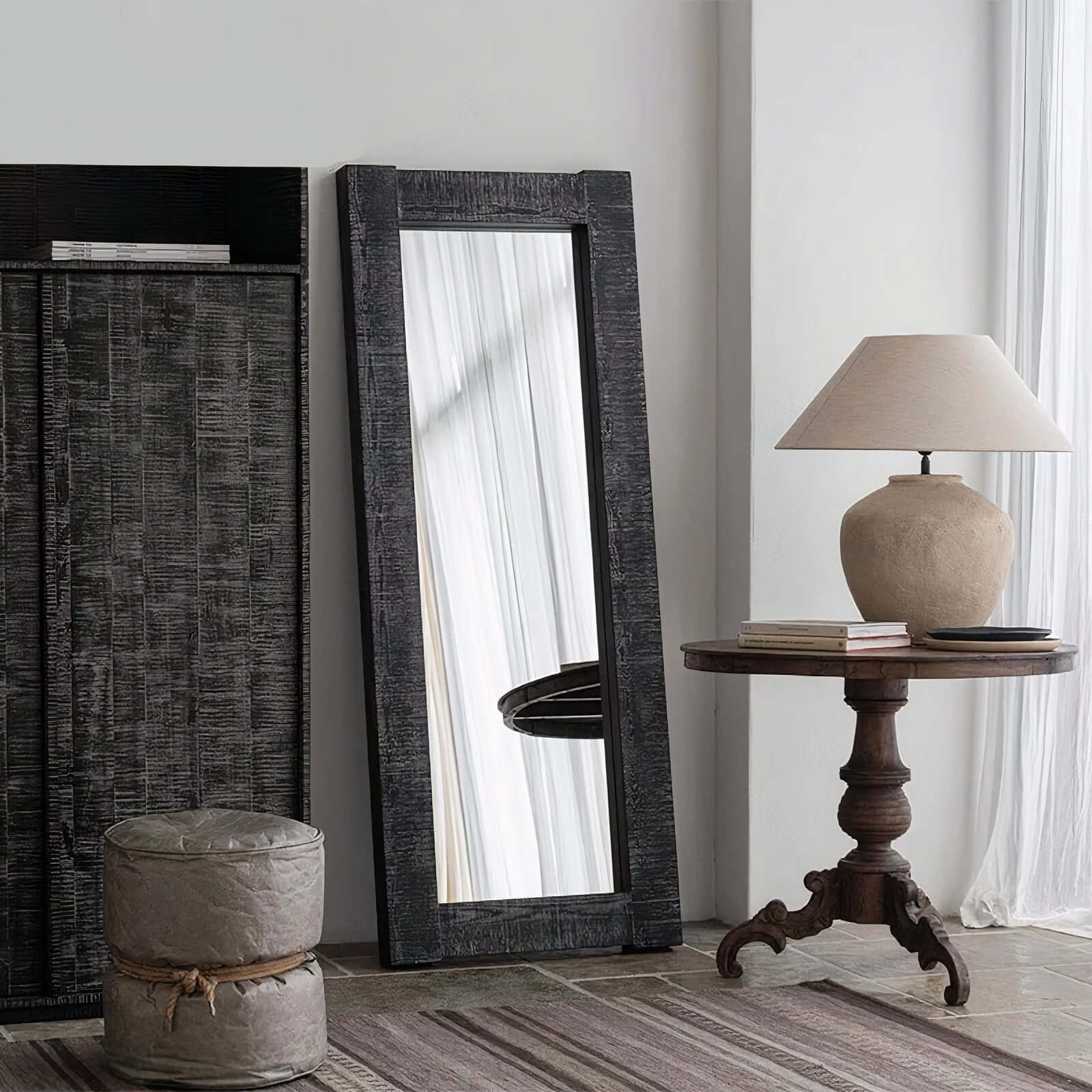VOLTA MIRROR