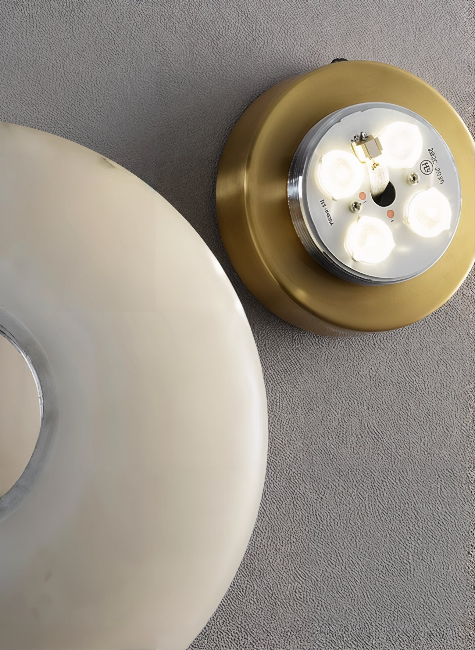 LINA WALL LIGHT