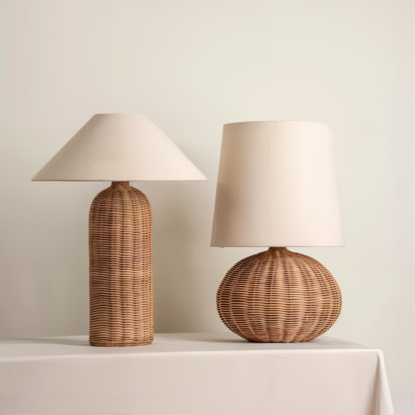 NAMI TABLE LAMP