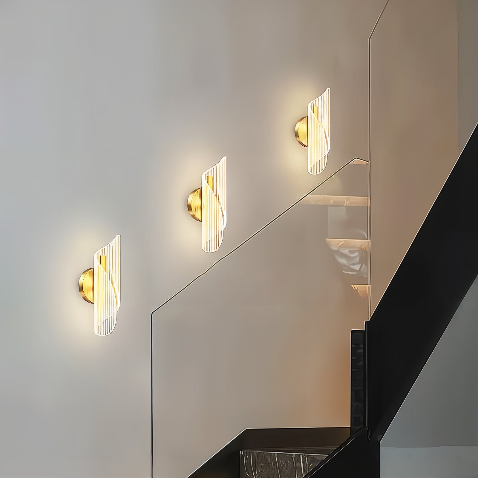 GINA WALL LIGHT