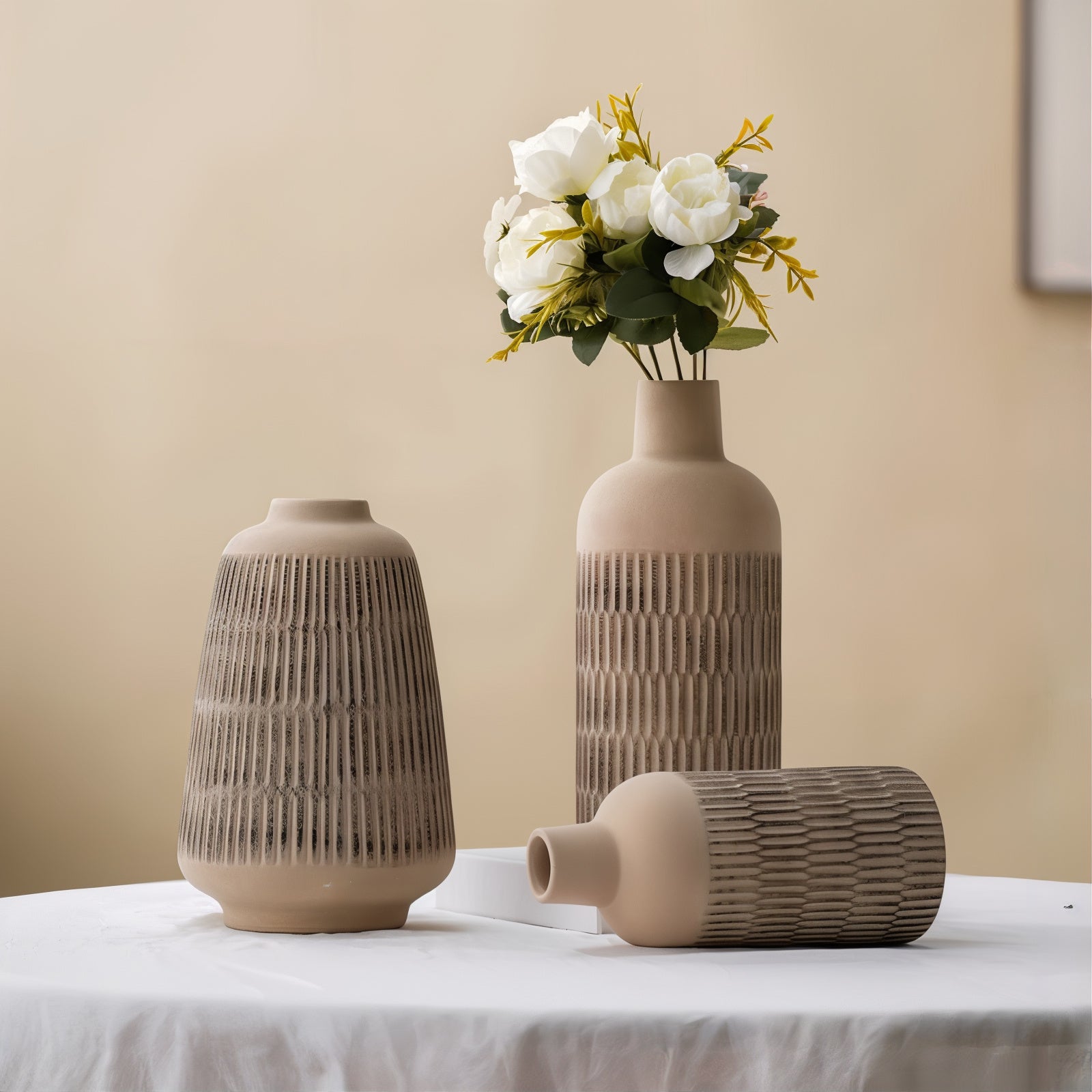 FREYA VASE SET