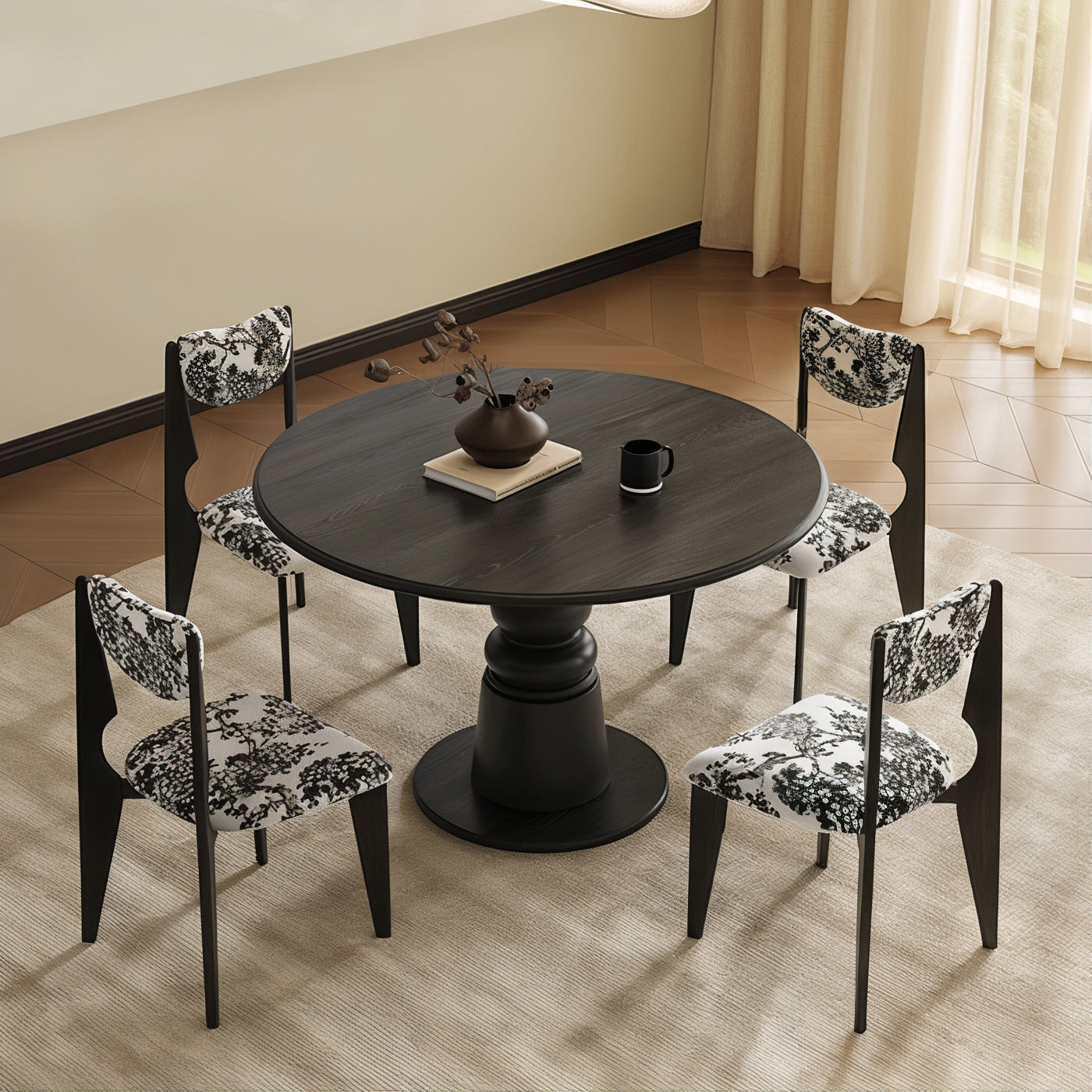 MOANA DINING TABLE