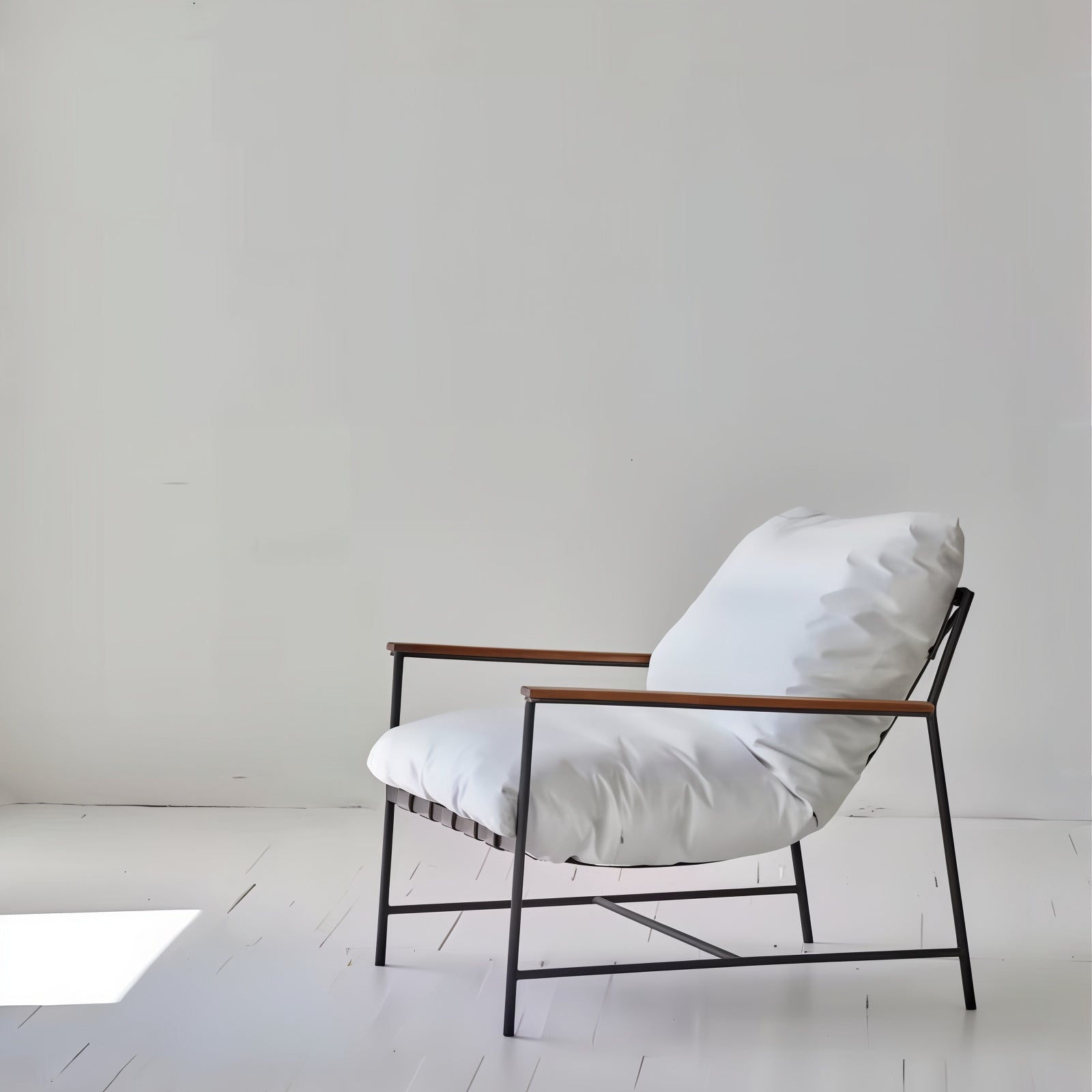 SIGRID CHAIR