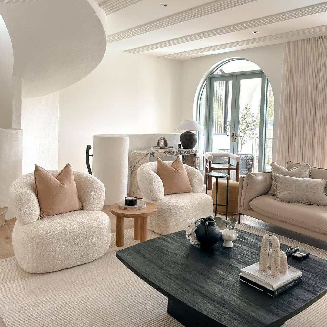 SIANI ARMCHAIR
