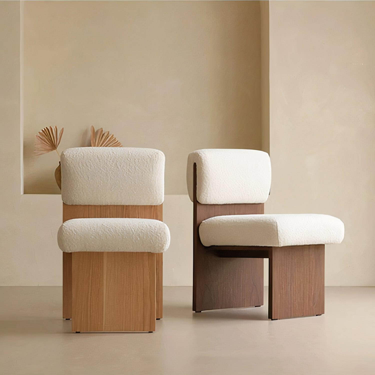 EIRA CHAIR