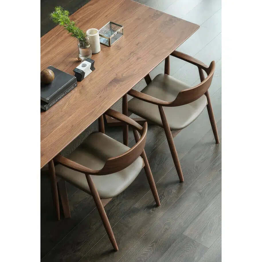 CYNTHIA CHAIR