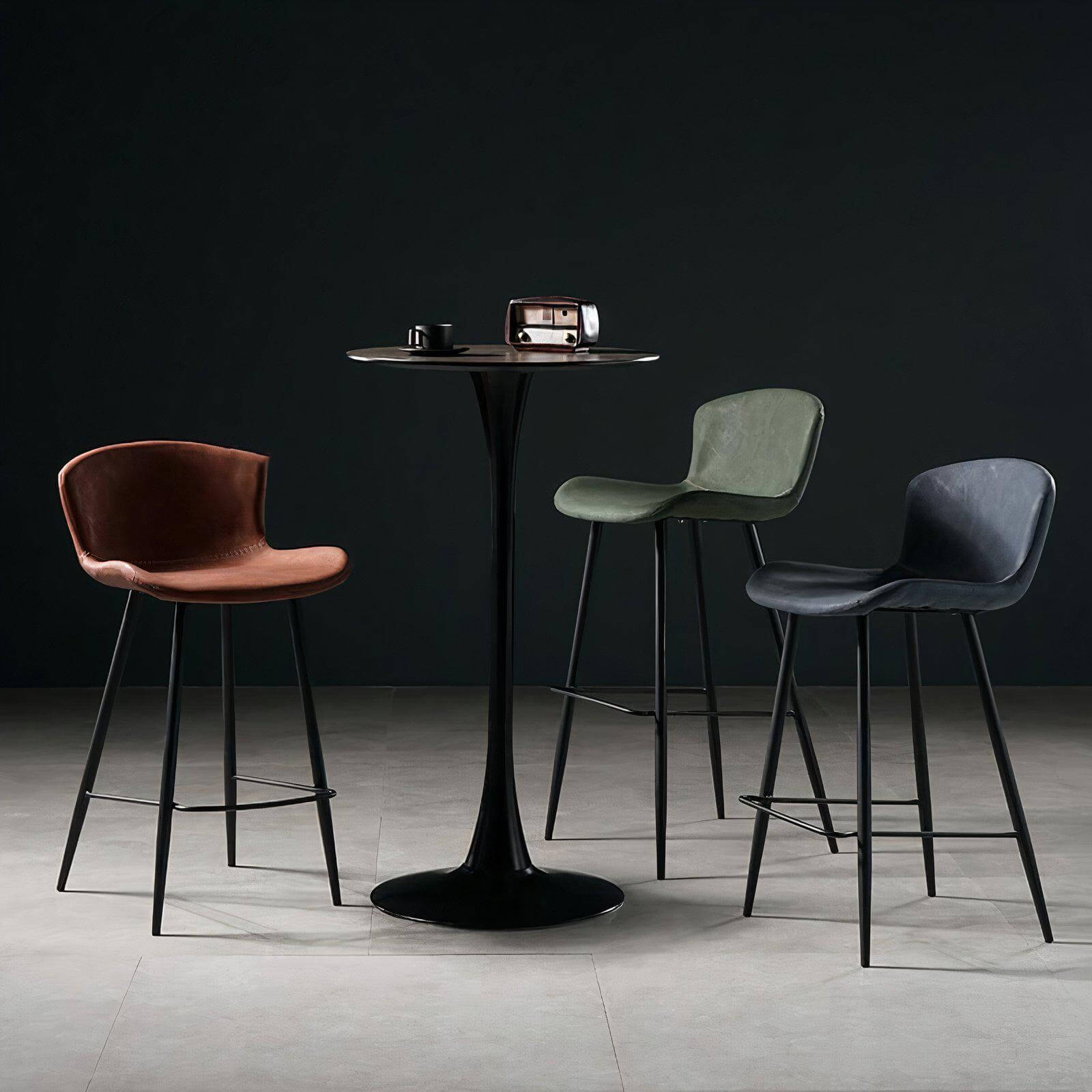 LOVE BARSTOOLS