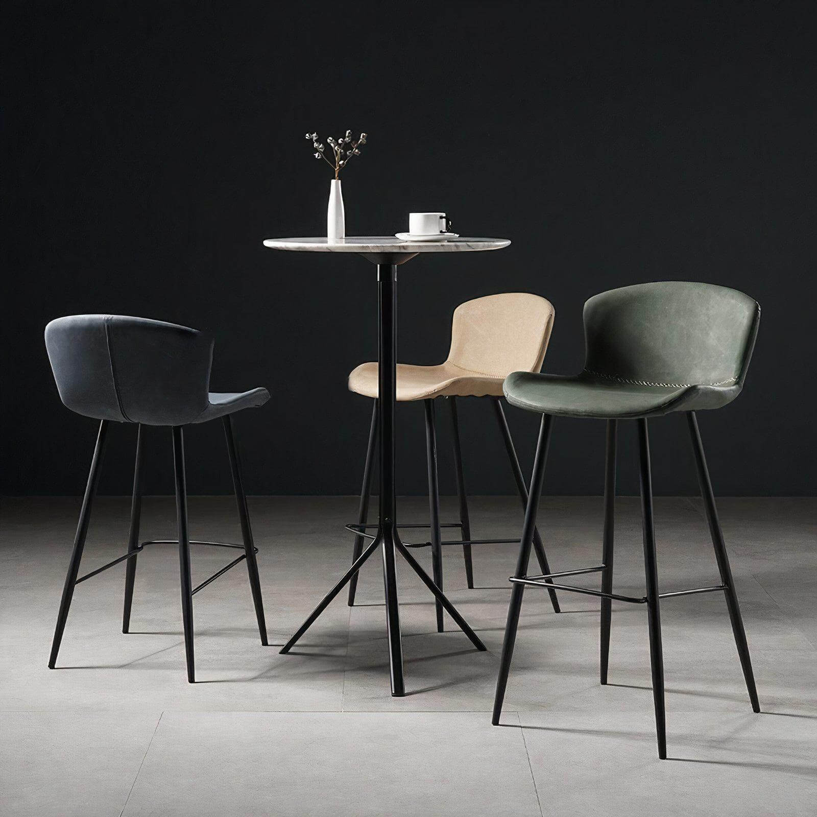 LOVE BARSTOOLS