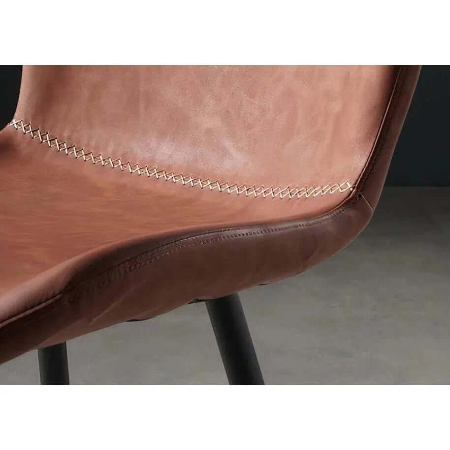 LOVE BARSTOOLS