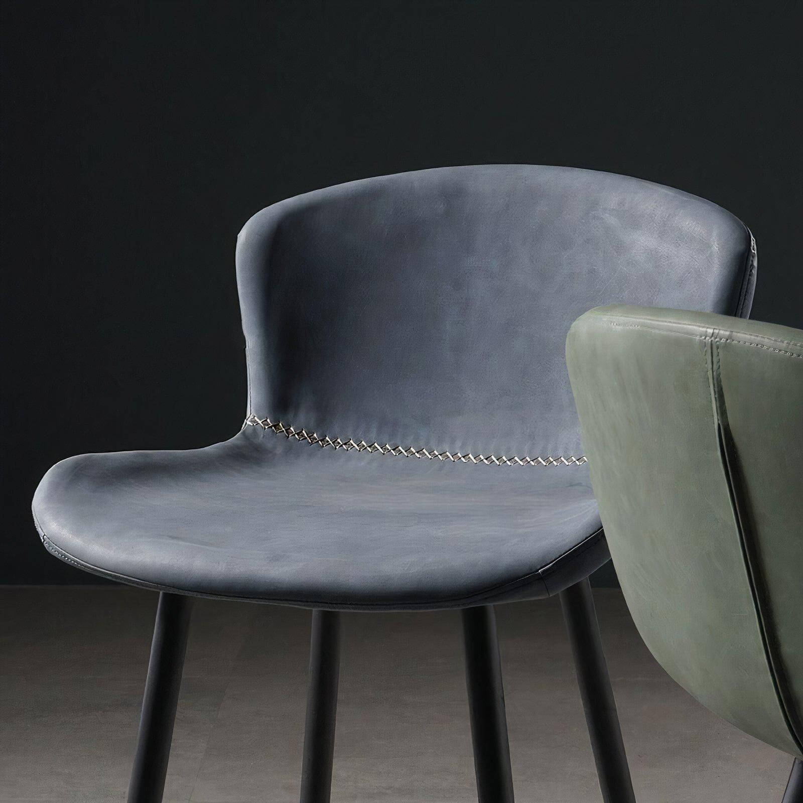 LOVE BARSTOOLS