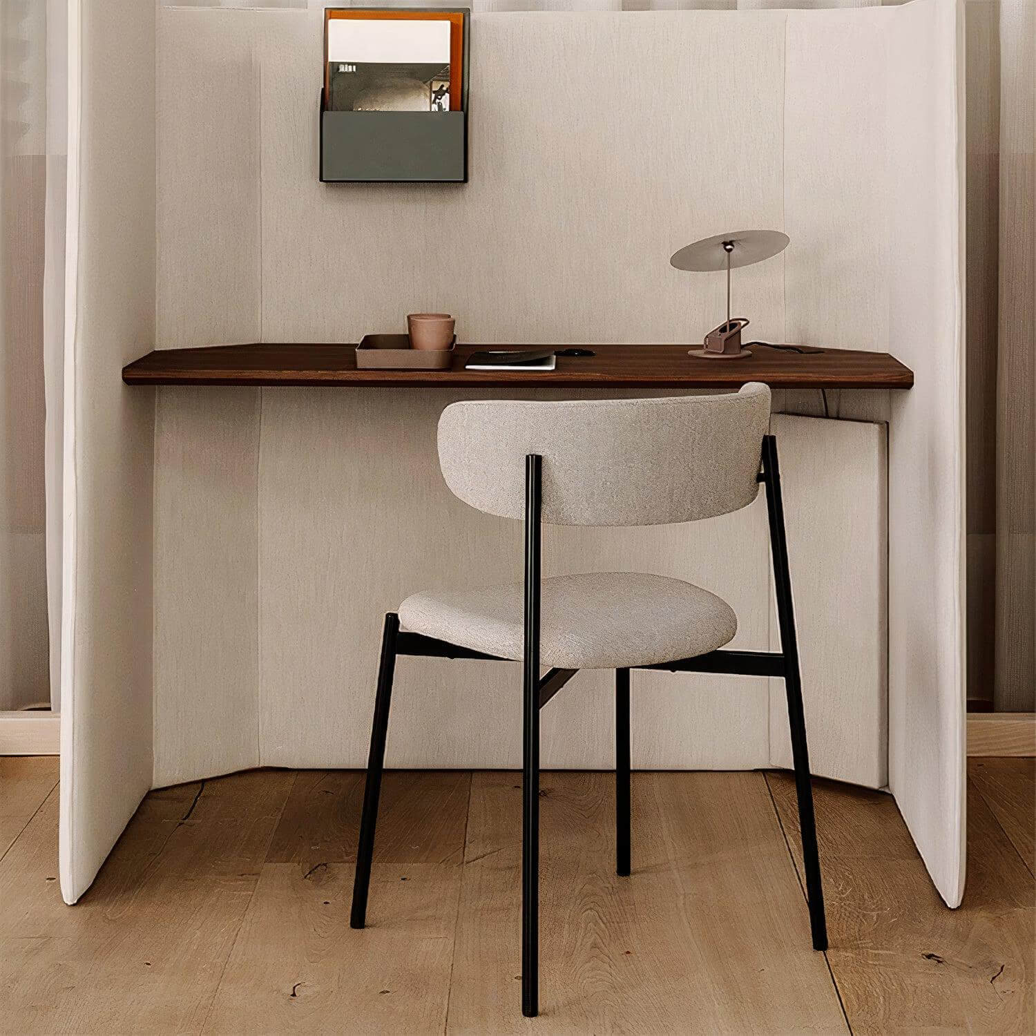 JANE CHAIR