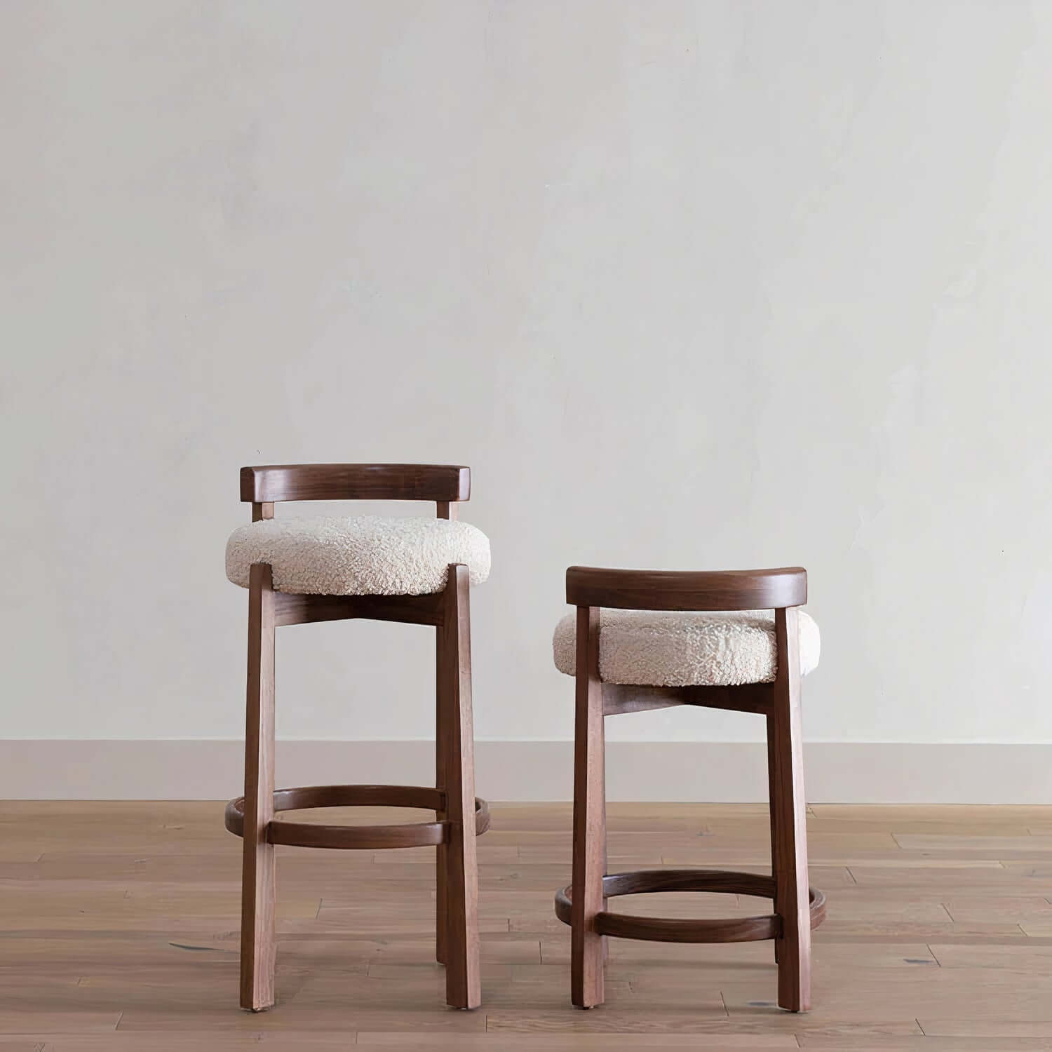 MAISY BARSTOOL