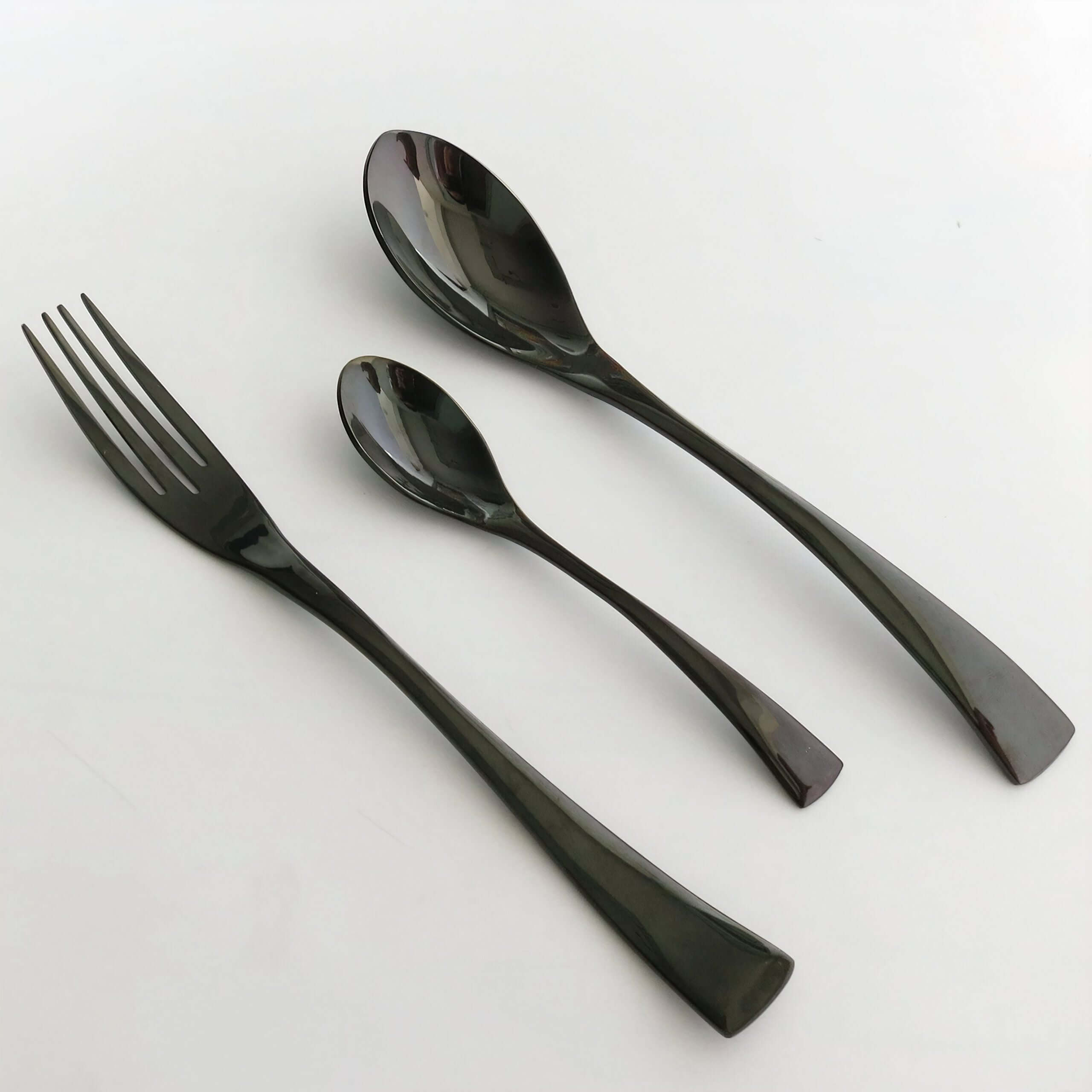 NOOR DINNERWARE SET