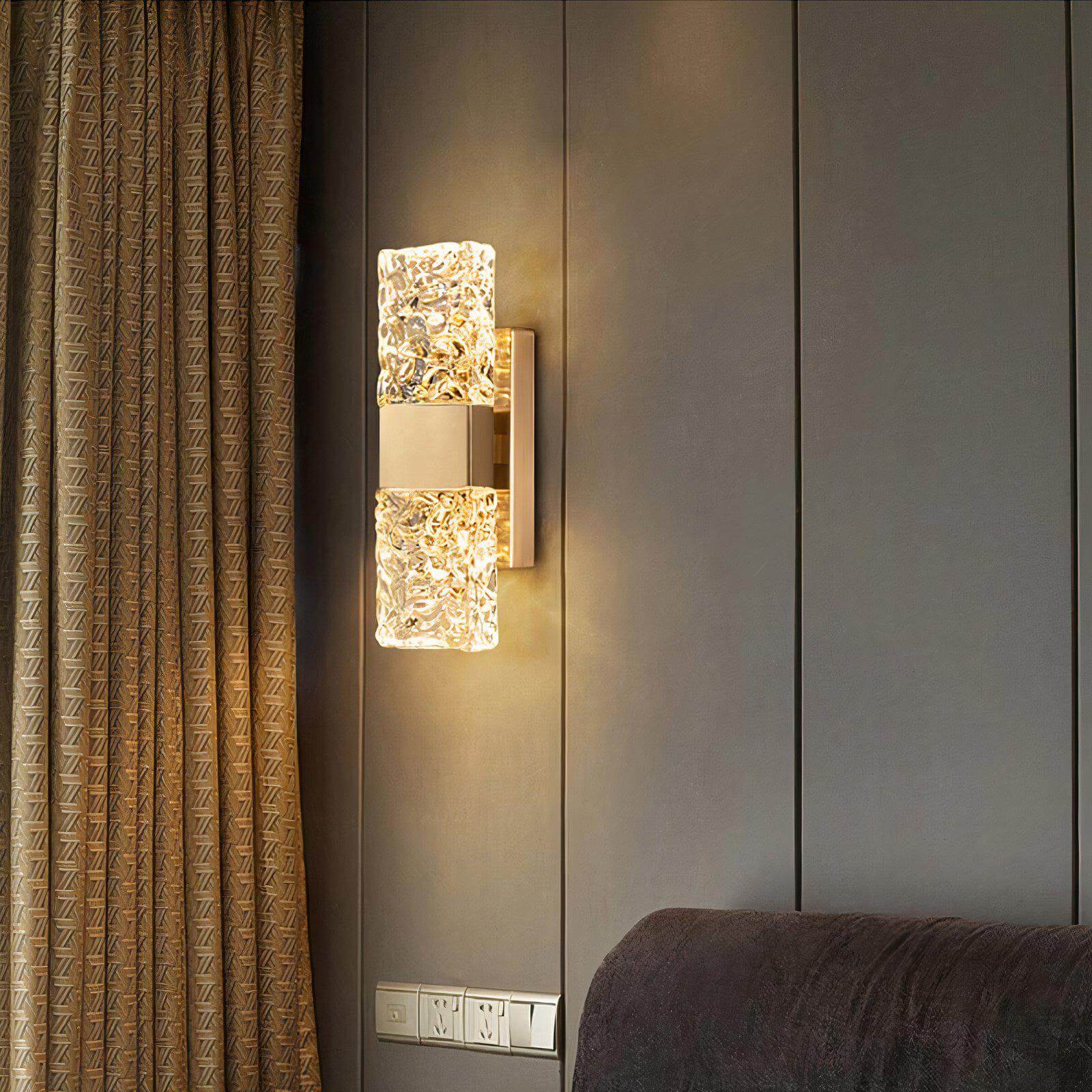 WINNIE WALL LIGHT