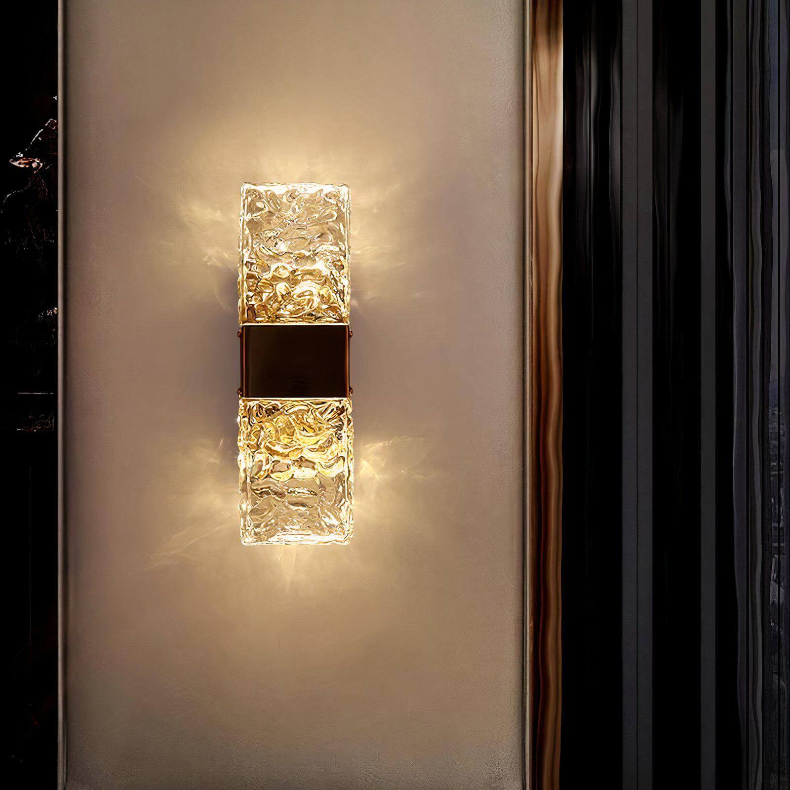 WINNIE WALL LIGHT