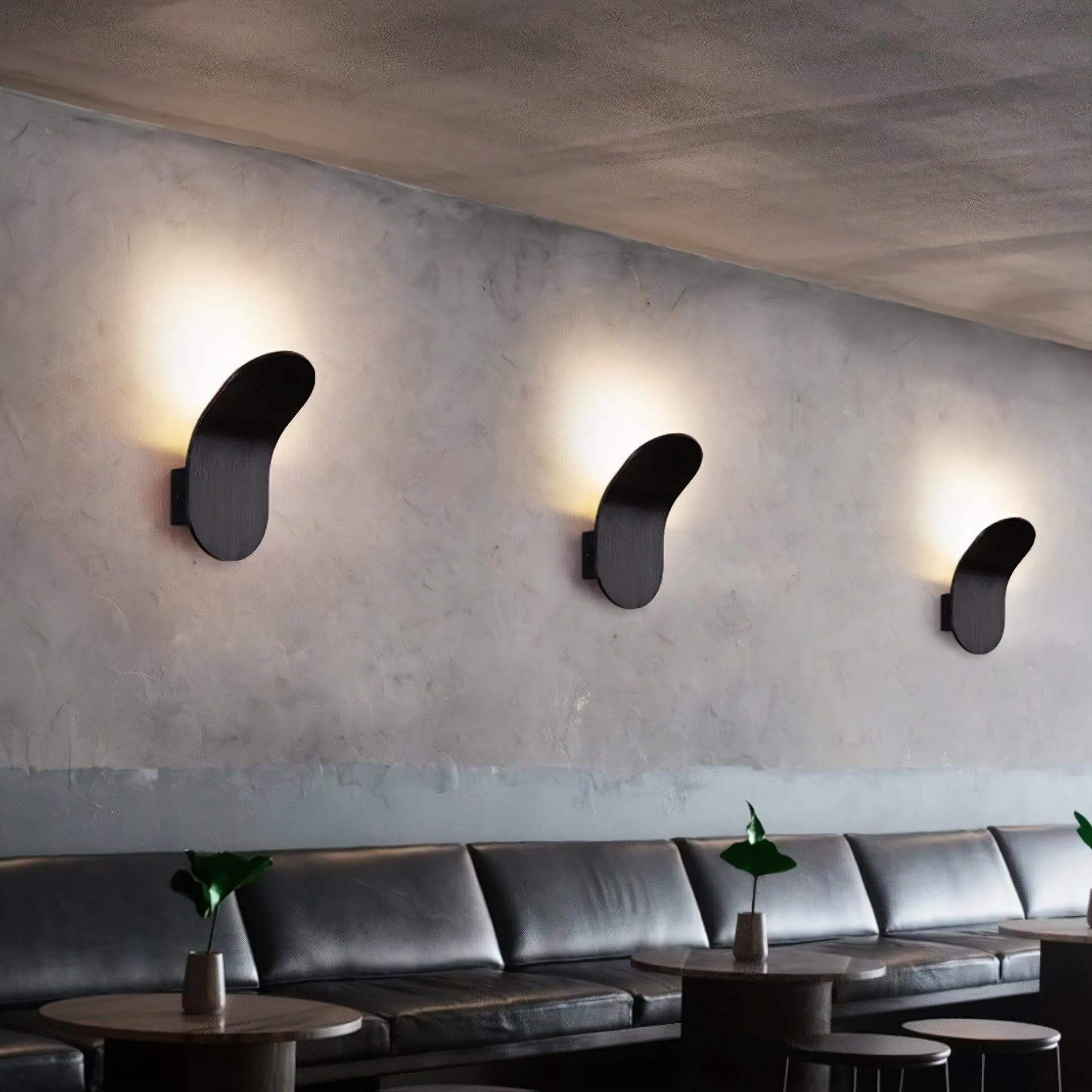JAYLANI WALL LIGHT