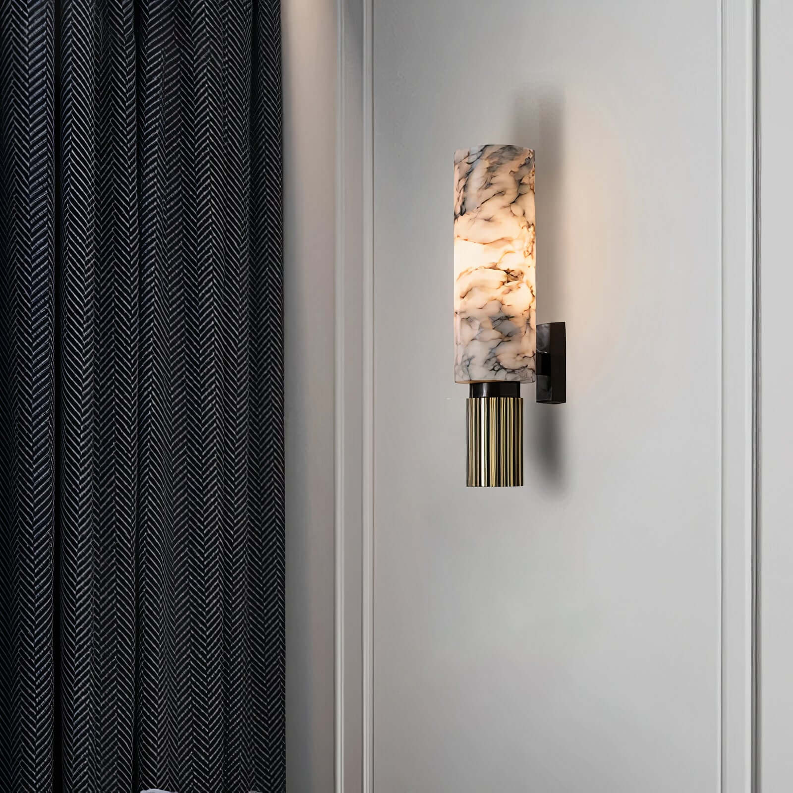 HANA WALL LIGHT