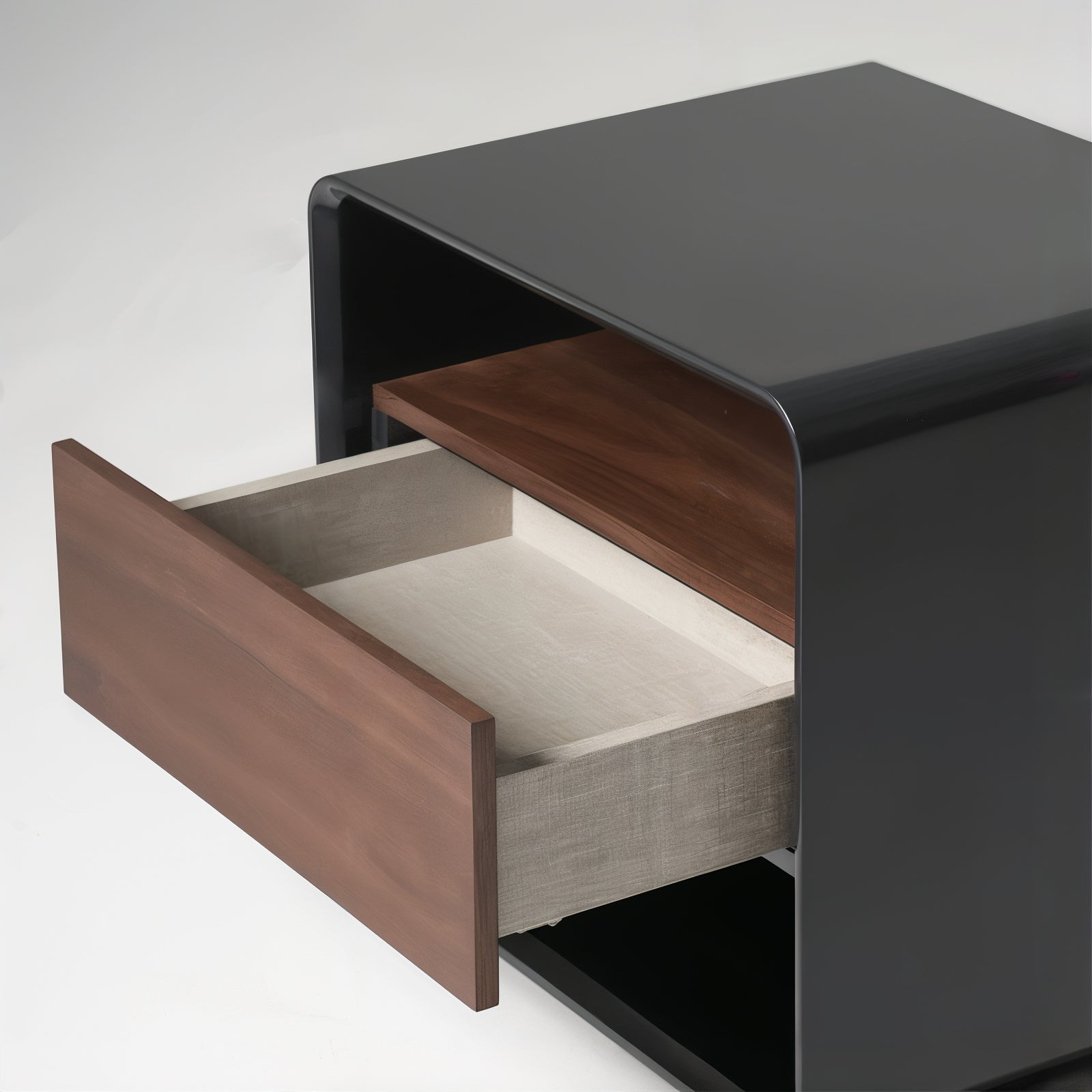 ARLO NIGHTSTAND