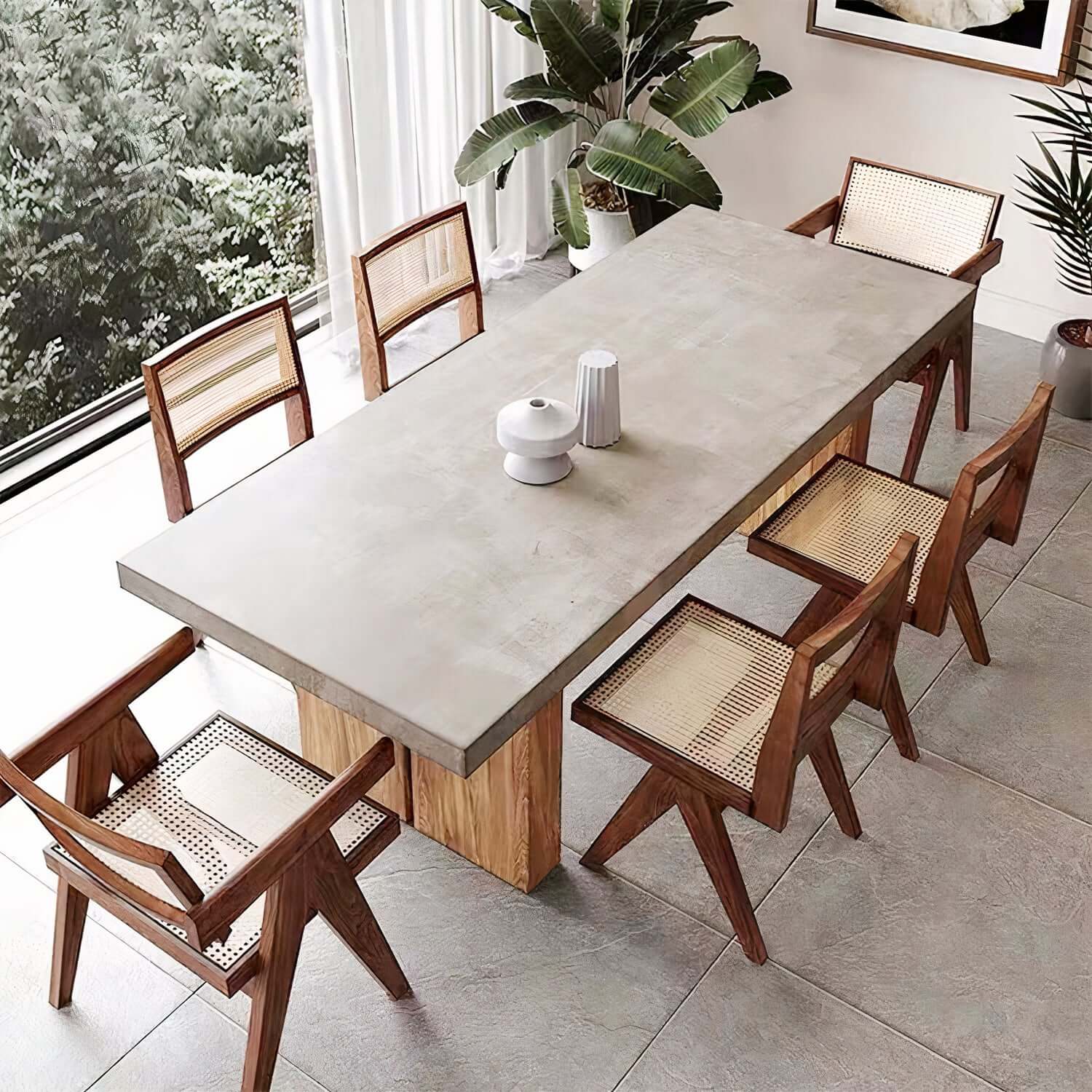 TELO DINING TABLE