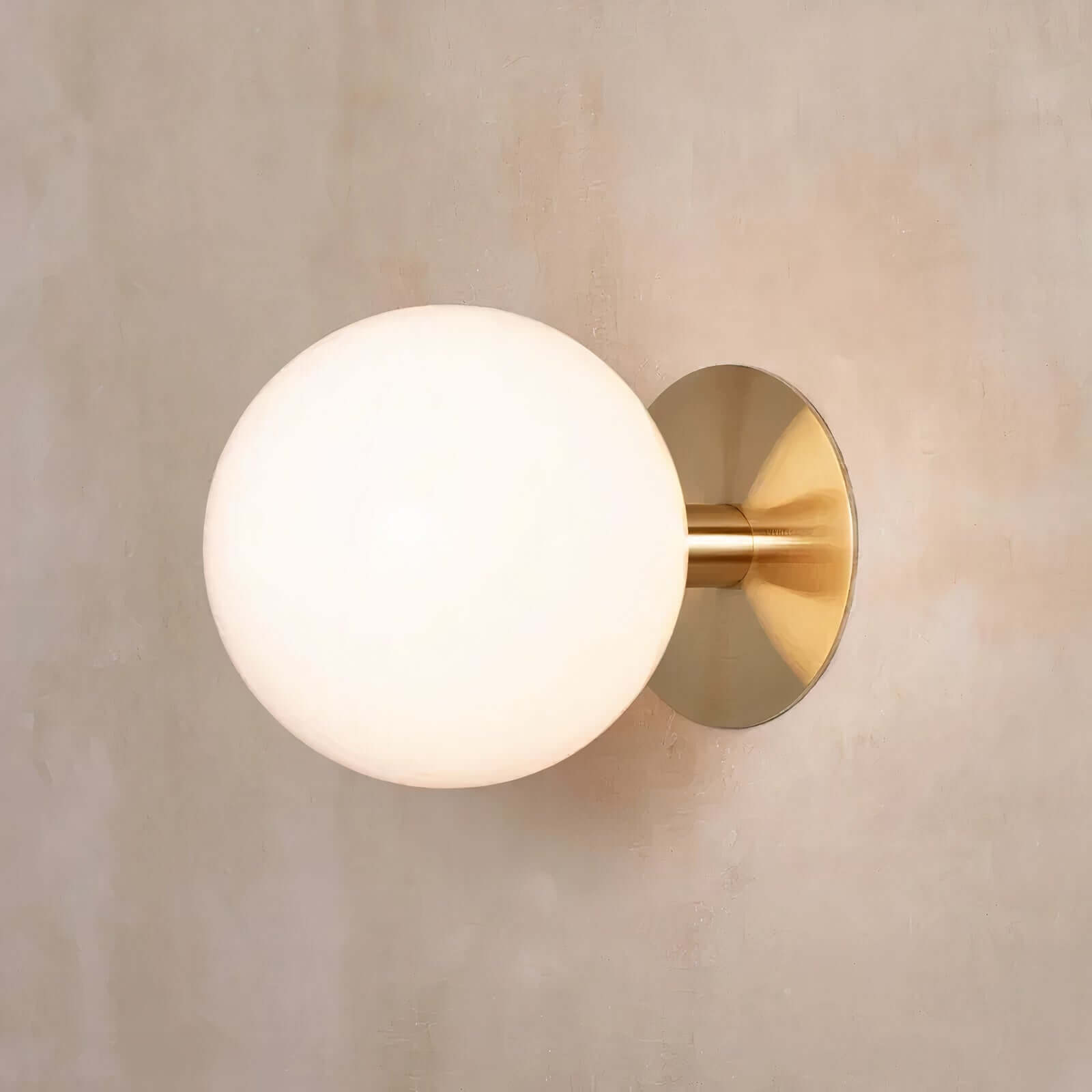 VERNE WALL LIGHT