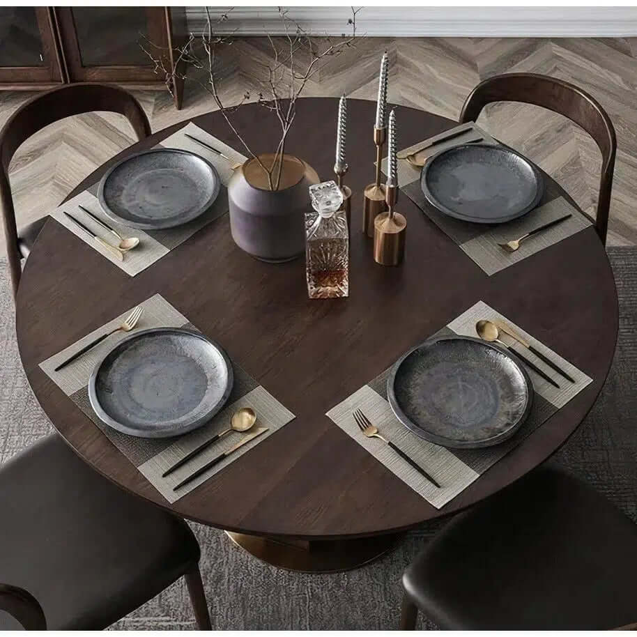 AMBER DINING TABLE
