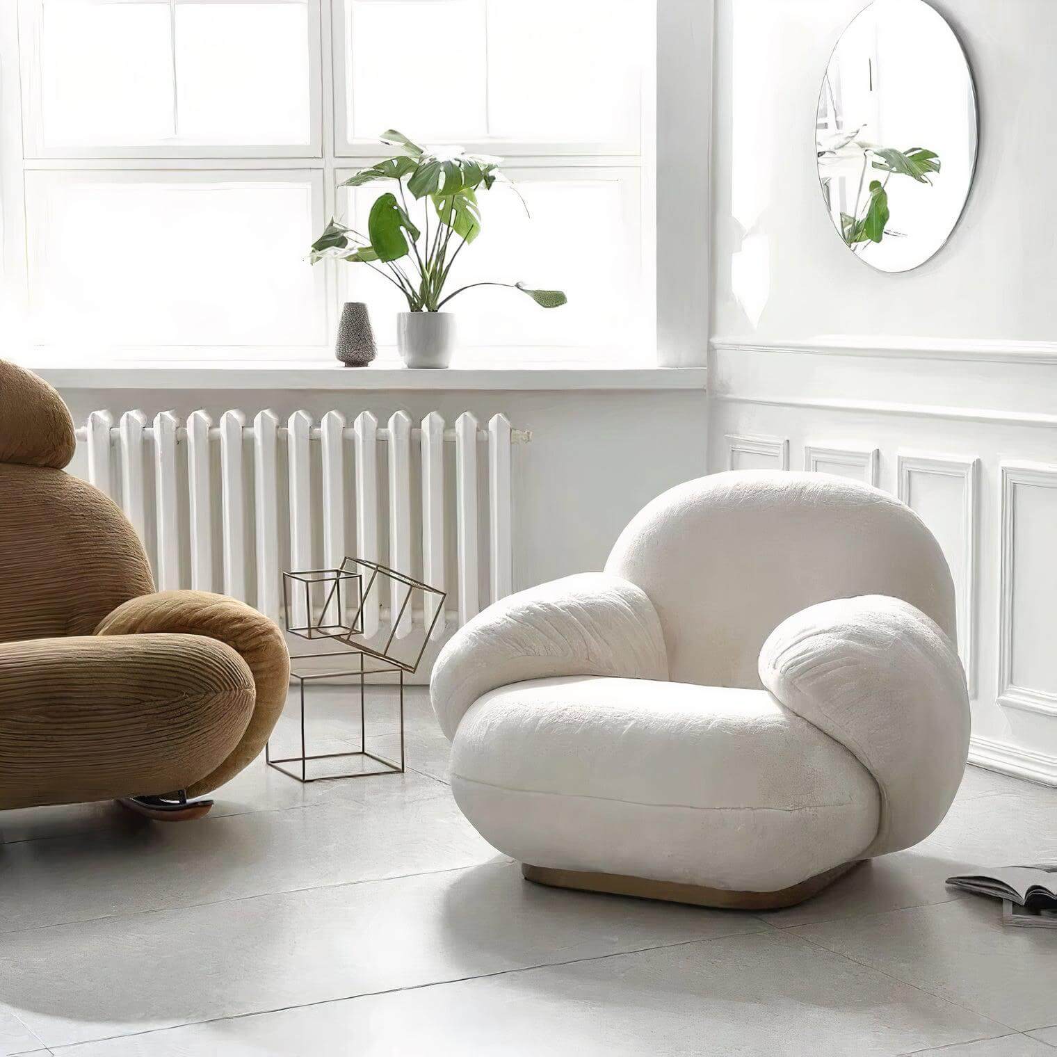 FREYJA ARMCHAIR
