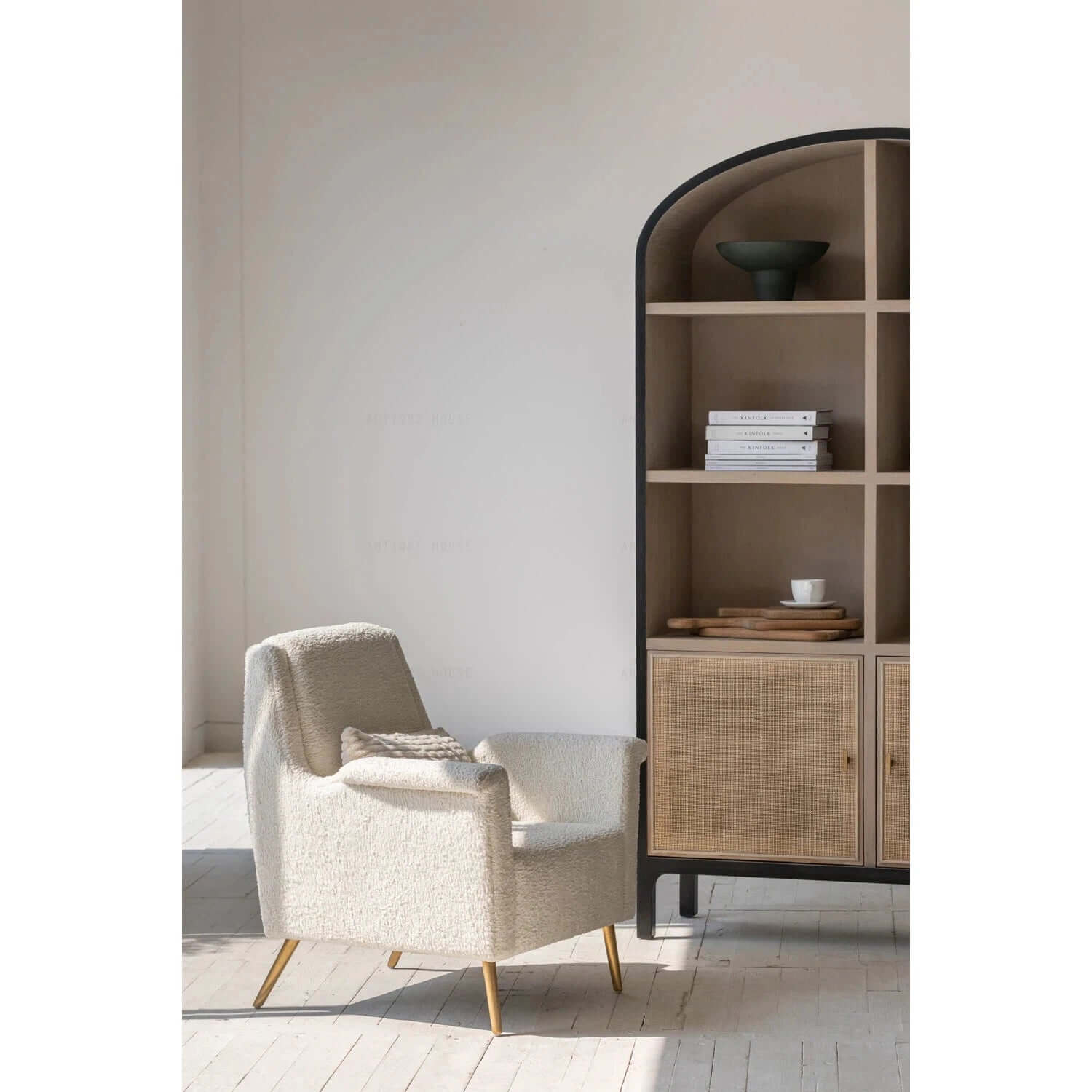 TULLIO CABINET