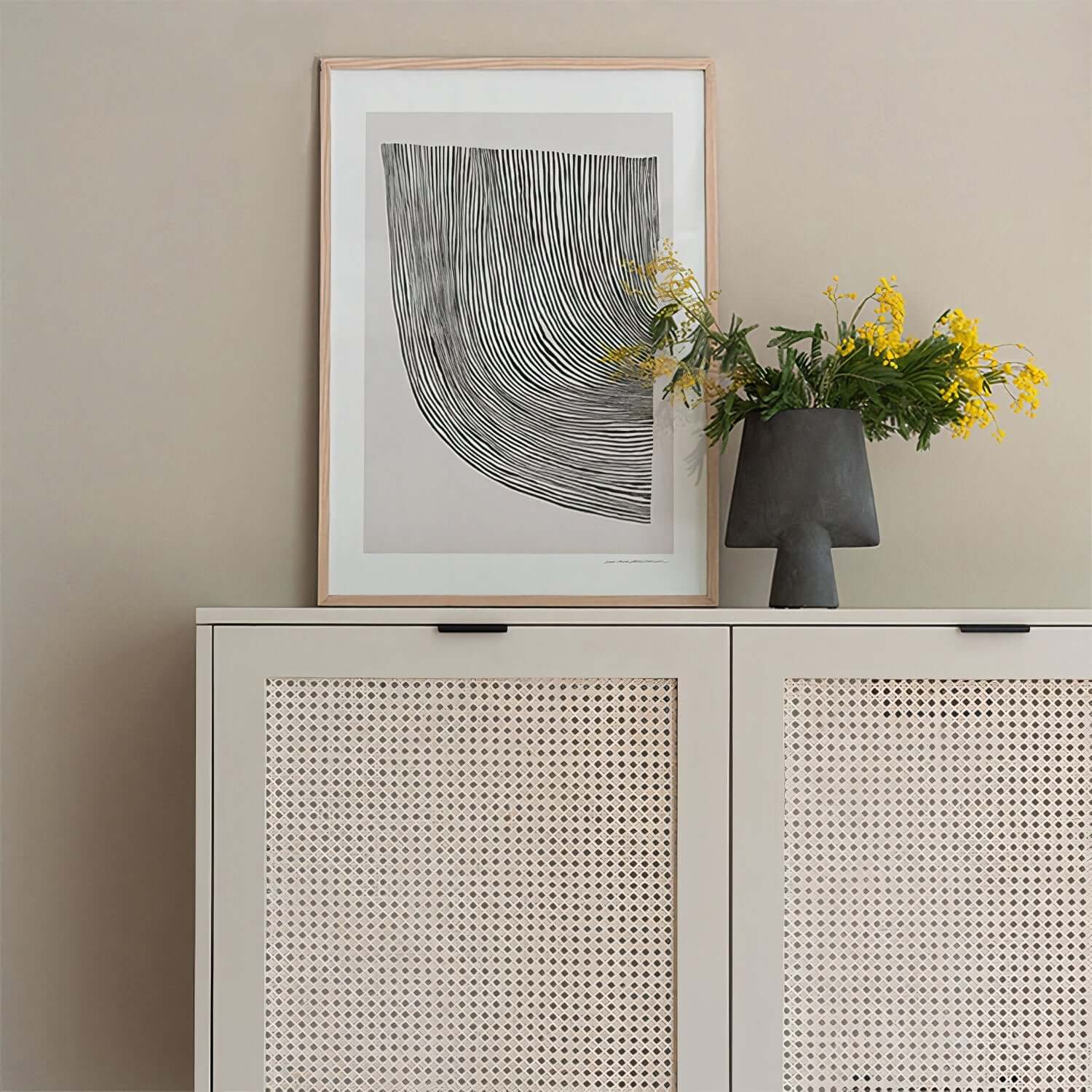 LINDA CABINET