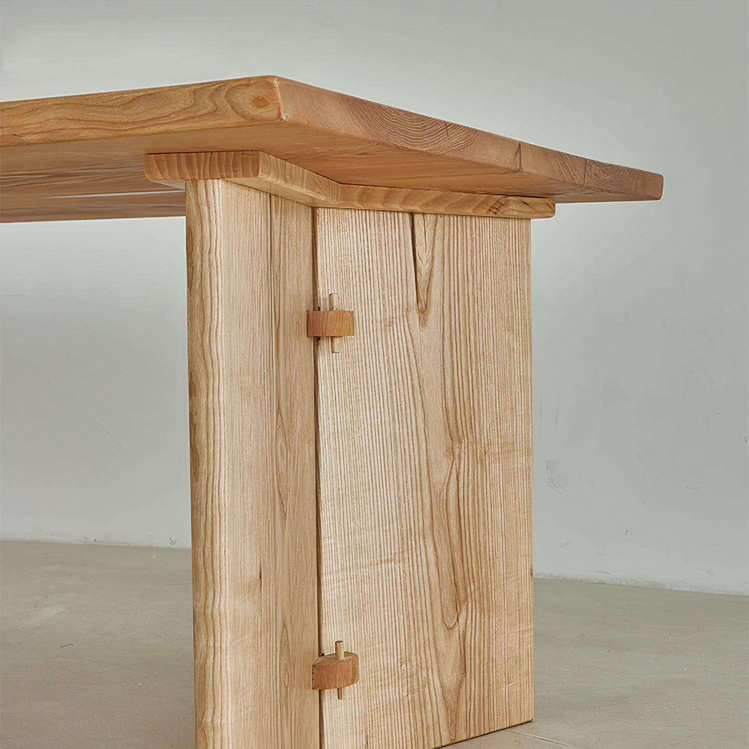 HOPE DINING TABLE