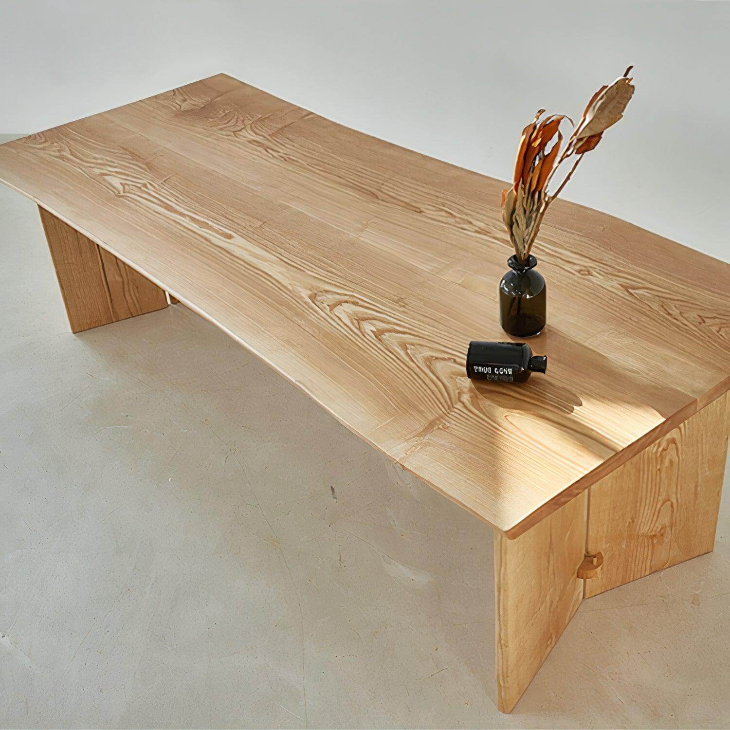 HOPE DINING TABLE