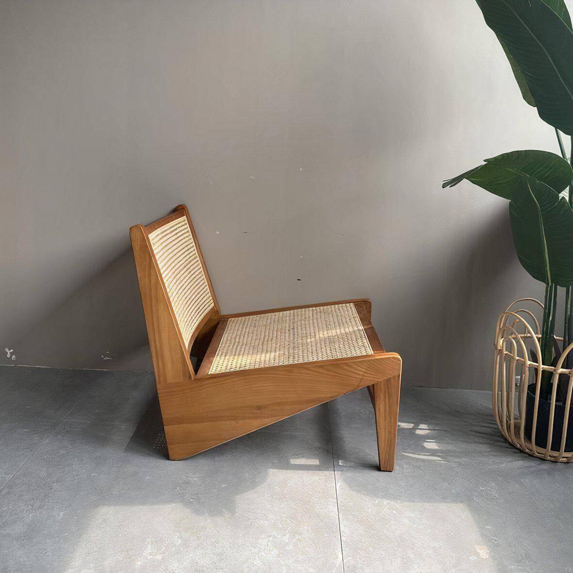 SAFFRON CHAIR