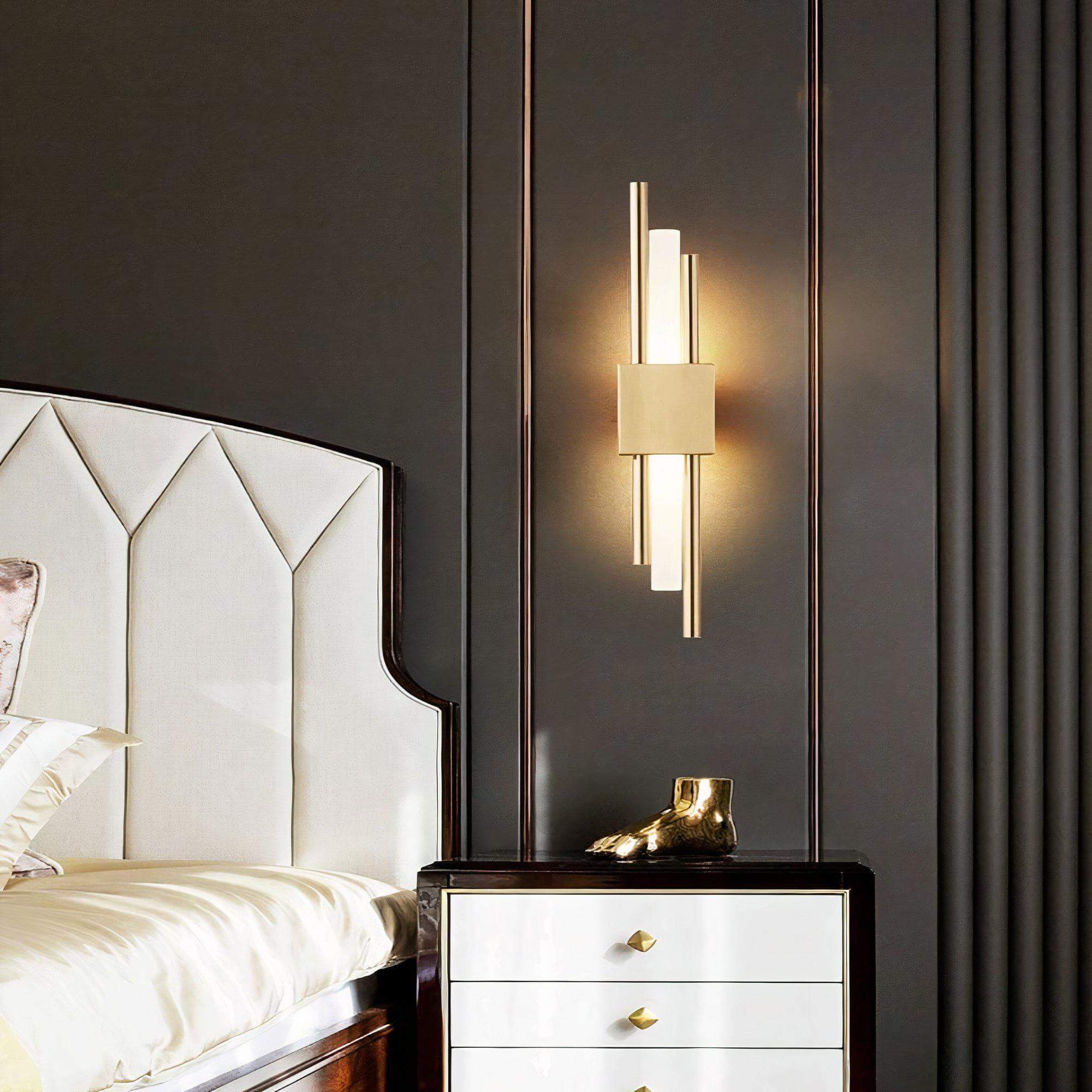 MAEVE WALL LIGHT